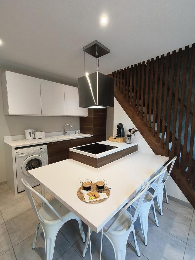 Chez Emma Et Louise - Maison Individuelle Avec Stationnement Gratuit Mâcon Buitenkant foto